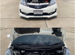 รถมือสอง HONDA JAZZ ปี 2013 สีขาว