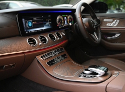 รถมือสอง MERCEDES-BENZ E-CLASS E350 ปี 2019 สีดำ