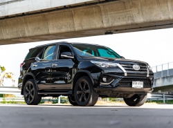 รถมือสอง TOYOTA FORTUNER ปี 2016 สีดำ