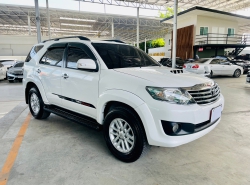 รถมือสอง TOYOTA FORTUNER ปี 2013 สีขาว