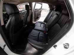 รถมือสอง HONDA CIVIC ปี 2016 สีขาว