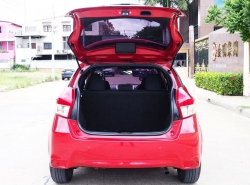 รถมือสอง TOYOTA YARIS ปี 2015 สีแดง