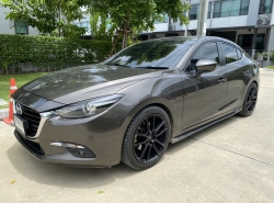 รถมือสอง MAZDA 3 ปี 2017 สีน้ำตาล