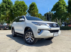 TOYOTA FORTUNER ปี 2016