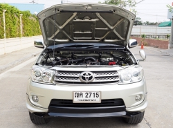 รถมือสอง TOYOTA FORTUNER ปี 2011 สีบรอนซ์