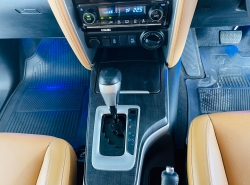 รถมือสอง TOYOTA FORTUNER ปี 2015 สีน้ำตาล