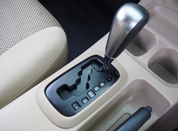 รถมือสอง TOYOTA HILUX VIGO ปี 2015 สีขาว