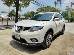 รถมือสอง NISSAN X-TRAIL ปี 2015 สีขาว