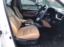 รถมือสอง TOYOTA FORTUNER ปี 2017 สีขาว