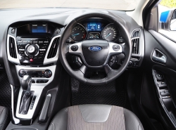 รถมือสอง FORD FOCUS ปี 2012 สีน้ำเงิน