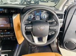 รถมือสอง TOYOTA FORTUNER ปี 2015 สีน้ำตาล