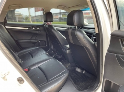 รถมือสอง HONDA CIVIC ปี 2019 สีขาว