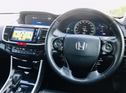 รถมือสอง HONDA ACCORD ปี 2016 สีขาว