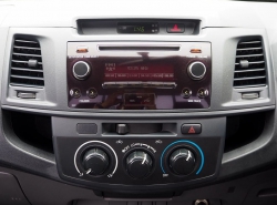 รถมือสอง TOYOTA HILUX VIGO ปี 2014 สีขาว