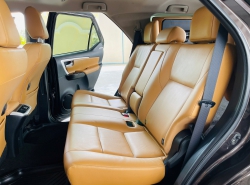 รถมือสอง TOYOTA FORTUNER ปี 2015 สีน้ำตาล