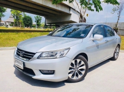 รถมือสอง HONDA ACCORD ปี 2015 สีบรอนซ์