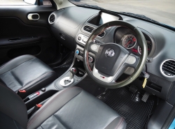 รถมือสอง MG MG3 ปี 2016 สีฟ้า