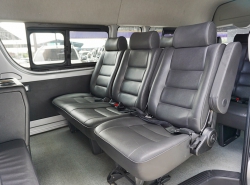 รถมือสอง TOYOTA HIACE ปี 2016 สีบรอนซ์