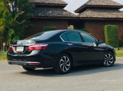 รถมือสอง HONDA ACCORD ปี 2017 สีดำ