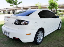 รถมือสอง MAZDA 3 ปี 2011 สีขาว