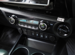 รถมือสอง TOYOTA HILUX REVO ปี 2017 สีเทา