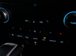 รถมือสอง FORD RANGER ปี 2019 สีดำ