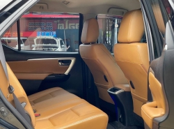 รถมือสอง TOYOTA FORTUNER ปี 2016 สีดำ