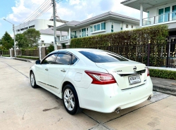 รถมือสอง NISSAN TEANA ปี 2015 สีขาว