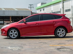 รถมือสอง FORD FOCUS ปี 2012 สีแดง