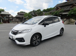 รถมือสอง HONDA JAZZ ปี 2020 สีขาว