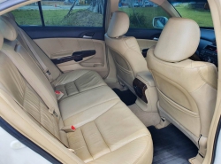 รถมือสอง HONDA ACCORD ปี 2009 สีขาว