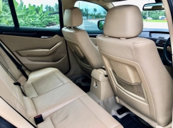 รถมือสอง BMW X X1 ปี 2012 สีแดง