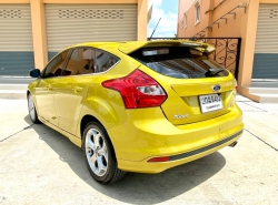 รถมือสอง FORD FOCUS ปี 2013  สีเหลือง