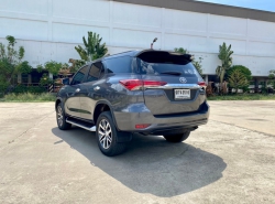 รถมือสอง TOYOTA FORTUNER ปี 2019 สีดำ