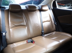 รถมือสอง MAZDA 2 ปี 2015 สีแดง