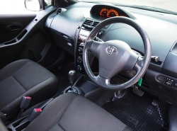 รถมือสอง TOYOTA YARIS ปี 2008 สีขาว