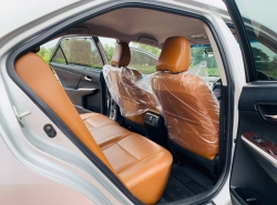 รถมือสอง TOYOTA CAMRY ปี 2017 สีเทา