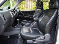 รถมือสอง MITSUBISHI STRADA G-WAGON ปี 2004 สีขาว