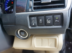 รถมือสอง TOYOTA CAMRY ปี 2017 สีดำ