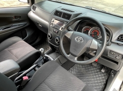 รถมือสอง TOYOTA AVANZA ปี 2017 สีเทา