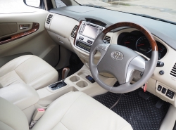รถมือสอง TOYOTA INNOVA ปี 2012 สีขาว