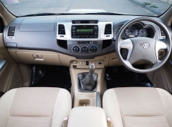 รถมือสอง TOYOTA HILUX VIGO ปี 2011 สีเทา