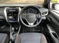 รถมือสอง TOYOTA YARIS ปี 2018 สีเทา