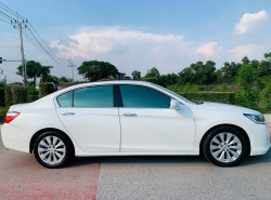 รถมือสอง HONDA ACCORD ปี 2013 สีขาว