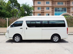 รถมือสอง TOYOTA HIACE ปี 2012 สีขาว