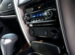 รถมือสอง TOYOTA FORTUNER ปี 2021 สีแดง