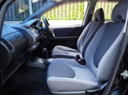 รถมือสอง HONDA JAZZ ปี 2004 สีดำ