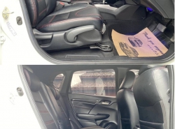 รถมือสอง HONDA JAZZ ปี 2019 สีขาว