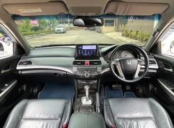 รถมือสอง HONDA ACCORD ปี 2012 สีขาว