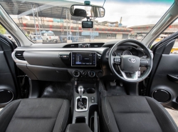 รถมือสอง TOYOTA HILUX REVO ปี 2018 สีดำ